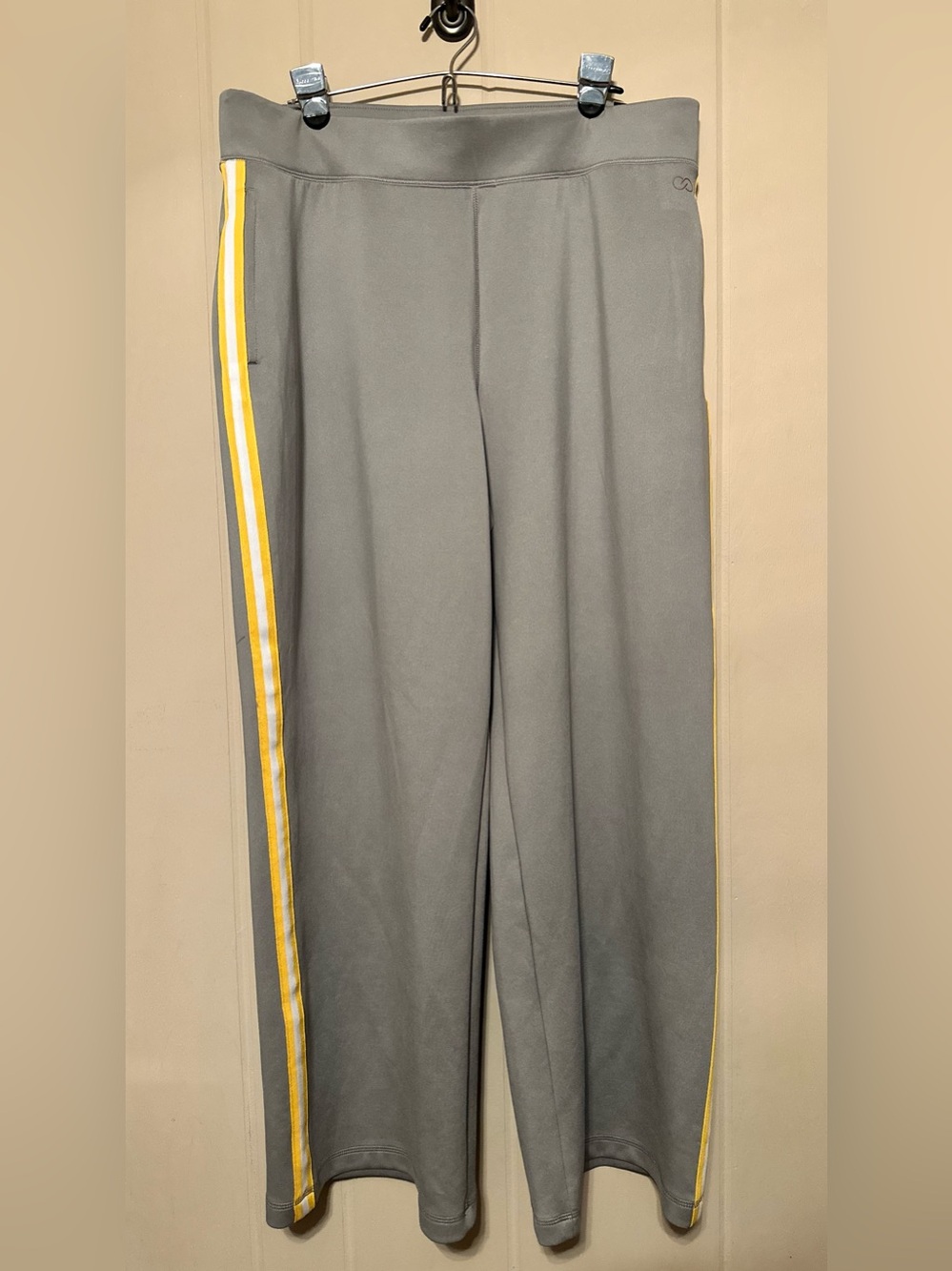 Calia by Carrie Underwoos Gray Wide-Leg Track Pants with Yellow Stripe Size XL